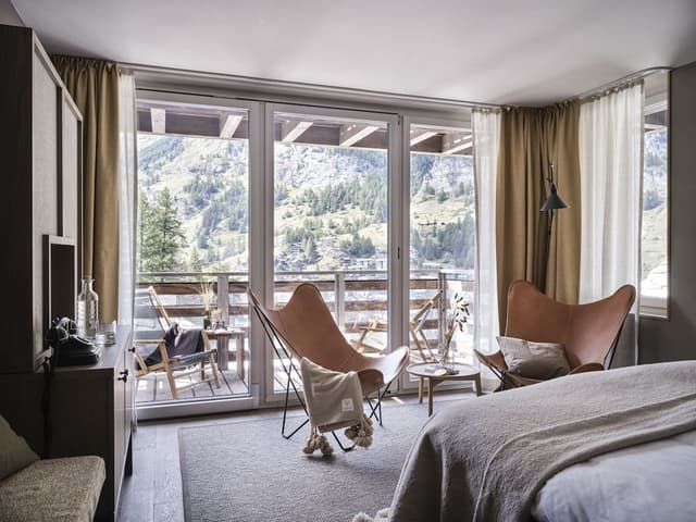 Room (Alpinist L)