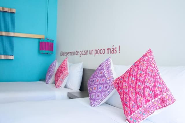 Deluxe Double Room with Side Sea View