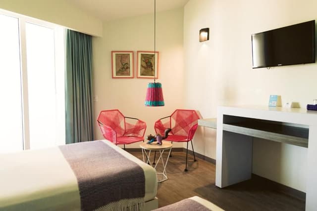 Deluxe Double Room with Side Sea View
