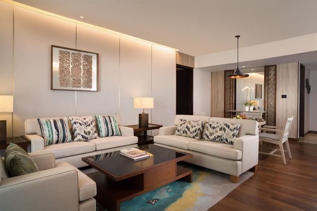Lagoon Access Suite King