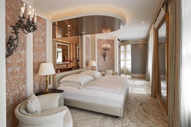 Presidential Suite, 2 Bedrooms (Ludwig)