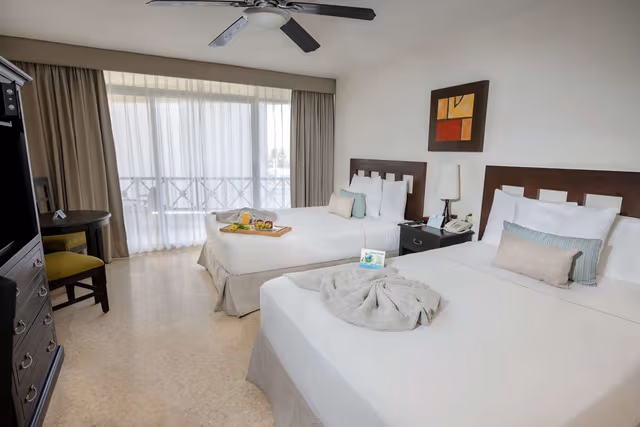 2 Double Beds, Non-Smoking, Full Breakfast