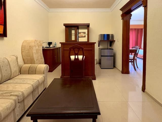 Suite with Spa Bath