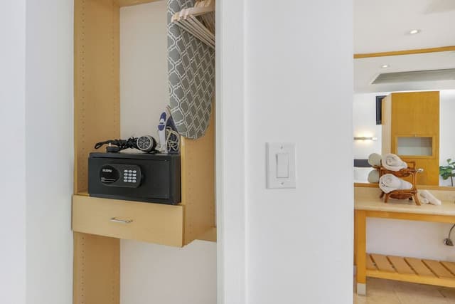Standard Room, Multiple Beds, Private Bathroom (Self check-in)
