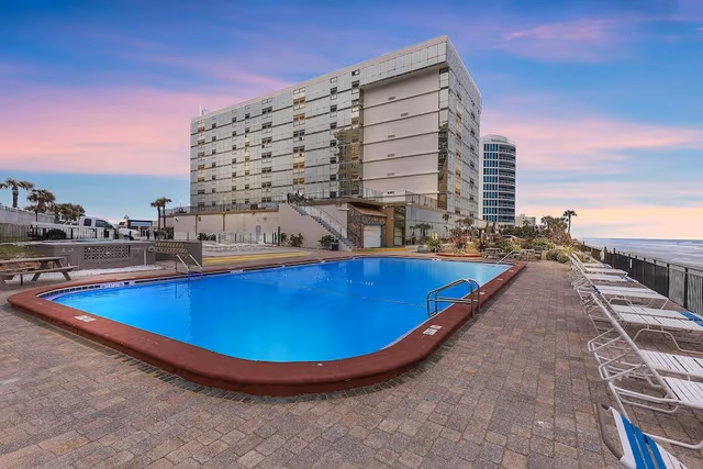 Condo, 2 Queen Beds (Oceanside Inn 623)