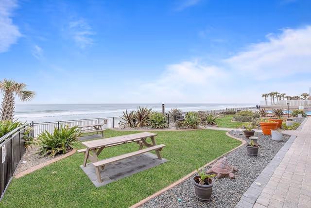 Condo, 1 King Bed with Sofa bed (Oceanside Inn 313)