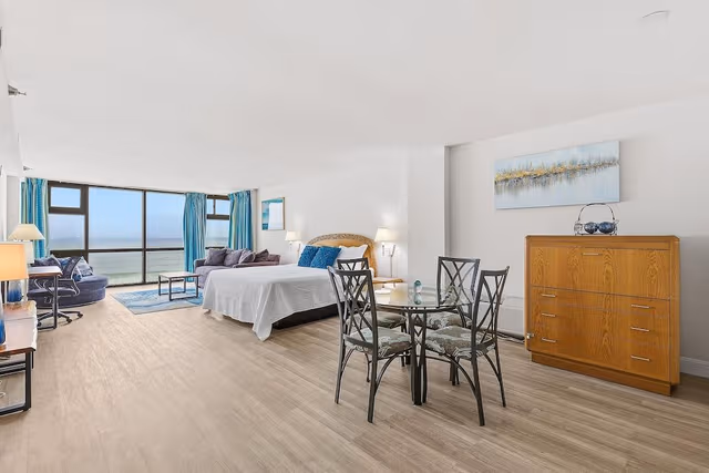 Condo, 1 King Bed with Sofa bed (Oceanside Inn 313)