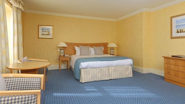 Superior Double Room (Front Facing)