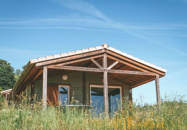 Cottage (For 6 People)