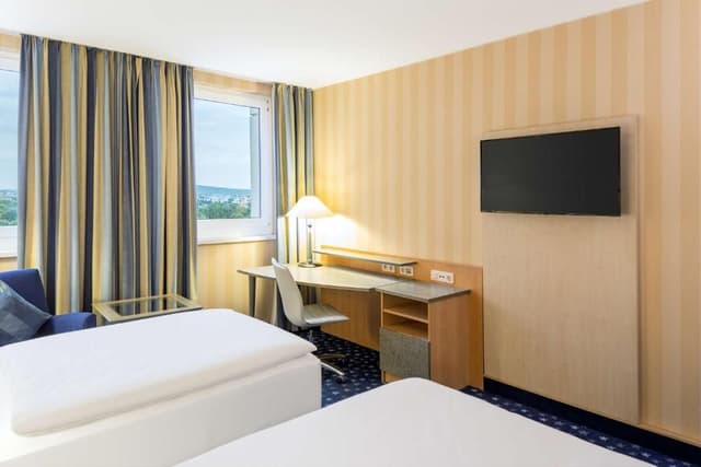 Standard Room with Extra Bed
