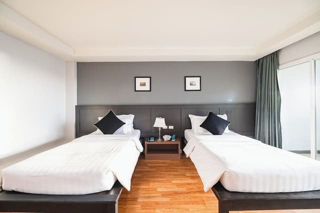 Deluxe Double or Twin Room
