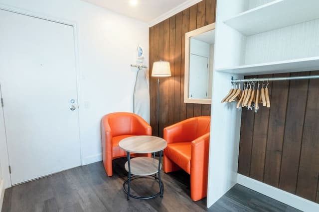 Signature Room ( Rock view)