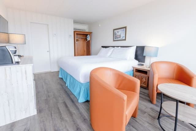 Signature Room ( Rock view)