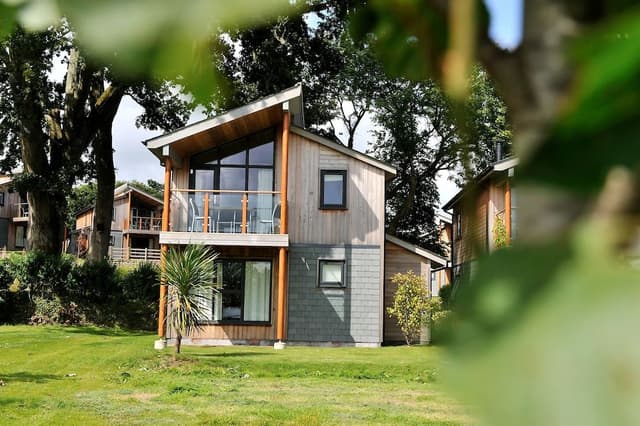 Three-Bedroom Lodge