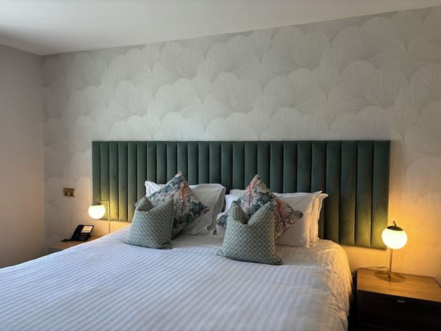 Classic Spa Double / Twin Bedroom (With Spa Access)