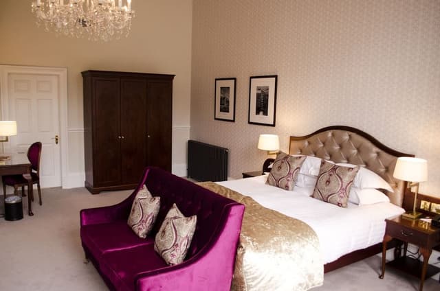 Signature Suite