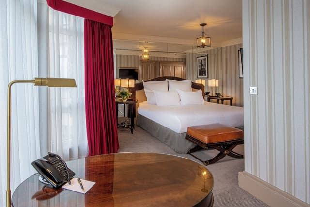Old Course King Suite