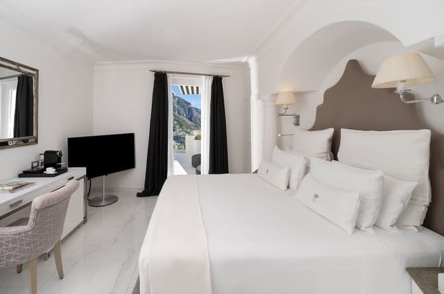 Room, Terrace (07)
