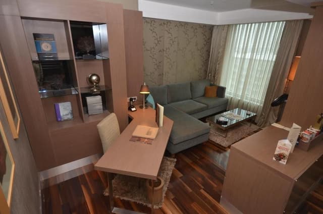 Residential Suite with Hot Tub and Steam Room - Free Access to Spa