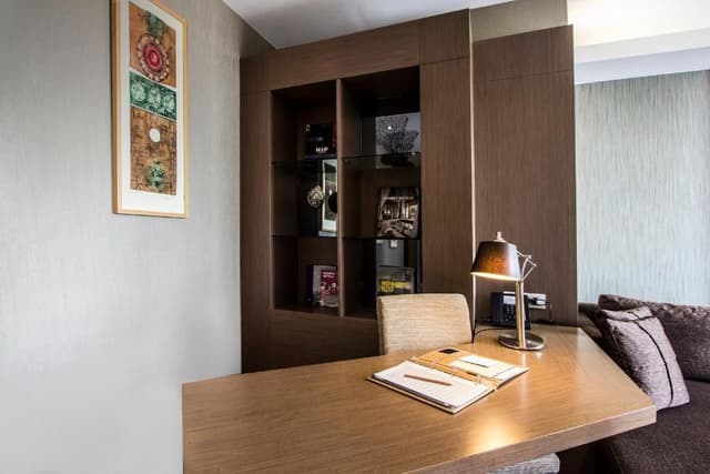 Residential Suite with Hot Tub and Steam Room - Free Access to Spa