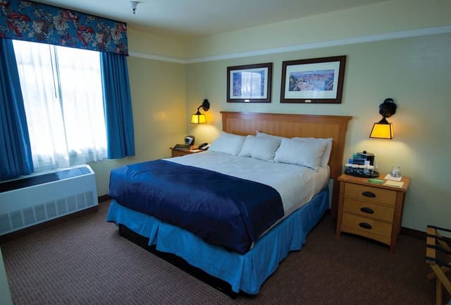 Deluxe Room, 1 King Bed