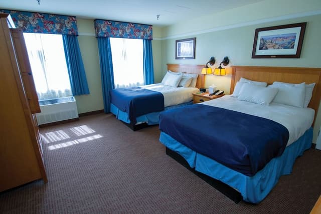 Deluxe Room, 2 Queen Beds