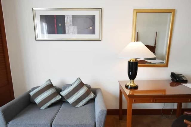 Grand Deluxe Room