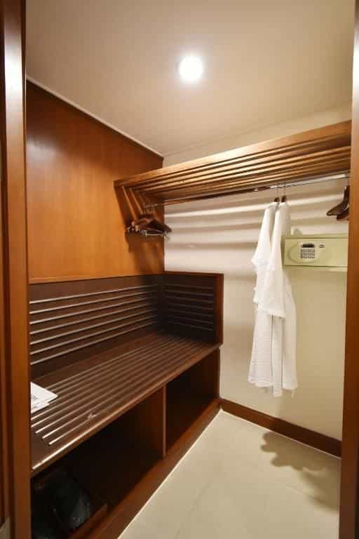 Grand Deluxe Room