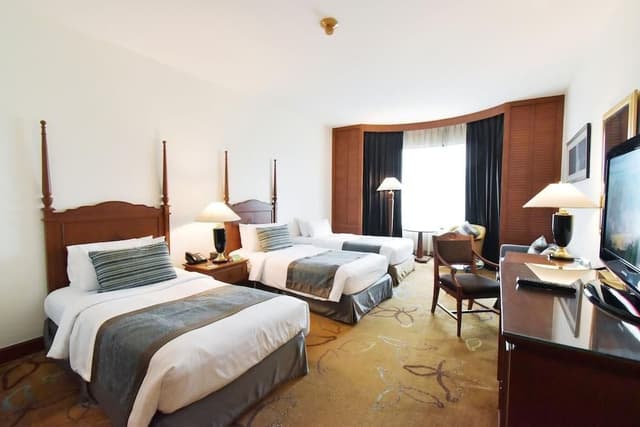 Grand Deluxe Room
