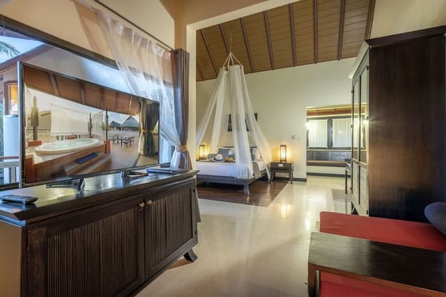 Emerald Suite