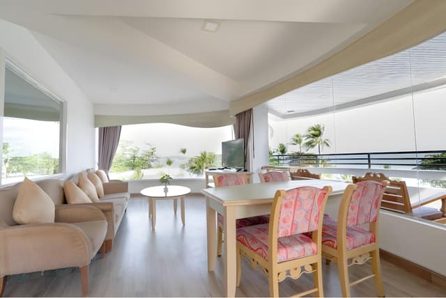 Sunrise Suite