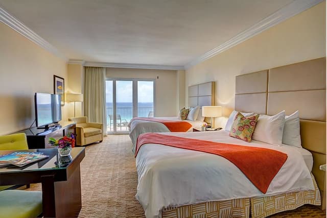 Ocean Front w/Balcony 2 Double Beds