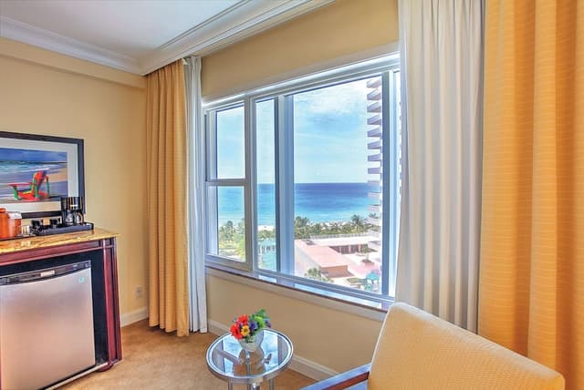 Partial Ocean No Balcony, Two Double Beds