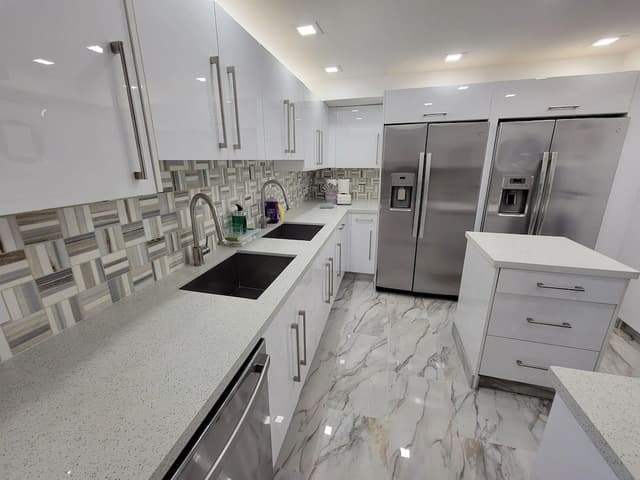 Apartment, 5 Bedrooms, Balcony, Ocean View