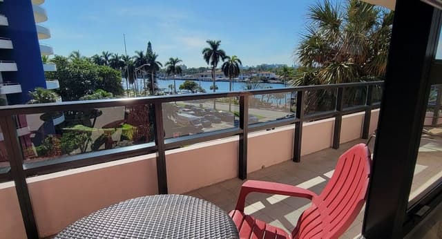 Apartment, 4 Bedrooms, Balcony, Ocean View