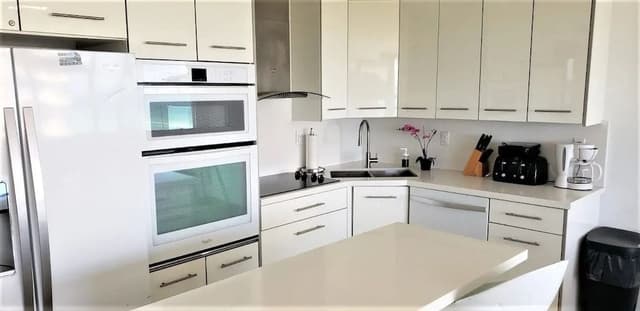 Apartment, 3 Bedrooms, Balcony, Ocean View