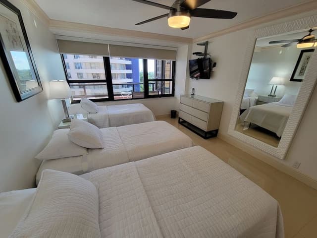 Apartment, 6 Bedrooms, Balcony, Ocean View