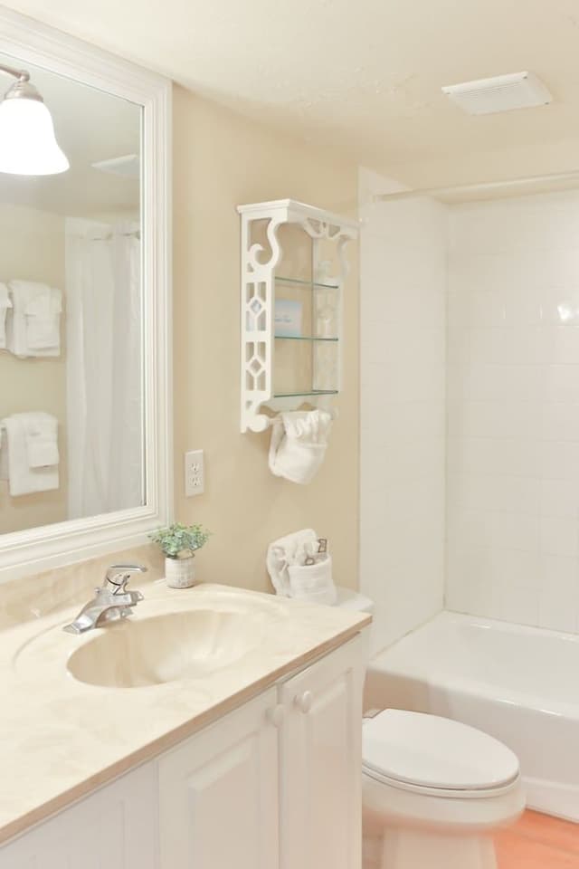 Tortuga 2 Bedroom 1 Bathroom 1st Floor