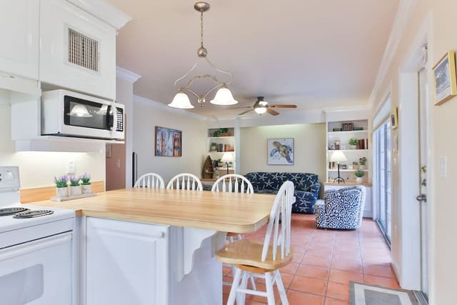 Tortuga 2 Bedroom 1 Bathroom 1st Floor