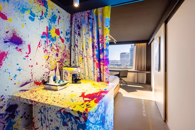 nhow Junior Art Suite 2A1C