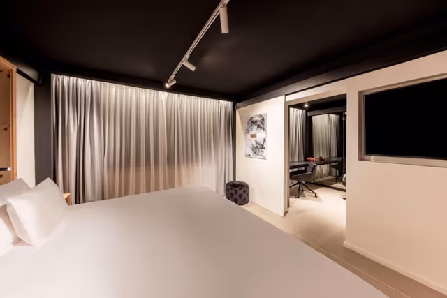 nhow Junior Art Suite 3AD