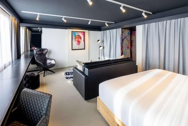nhow Galery Suite 2A1C