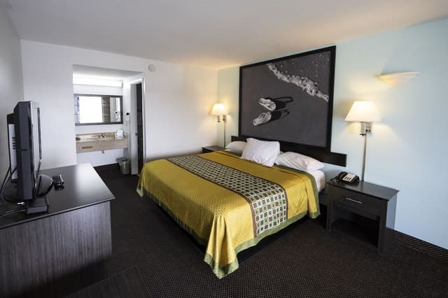 Room, 1 King Bed, Non Smoking