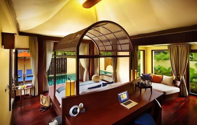 Pool Villa Garden View