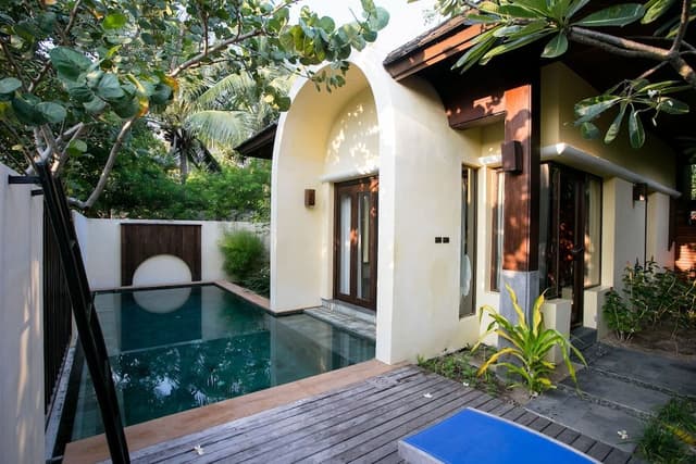 Pool Villa Garden View