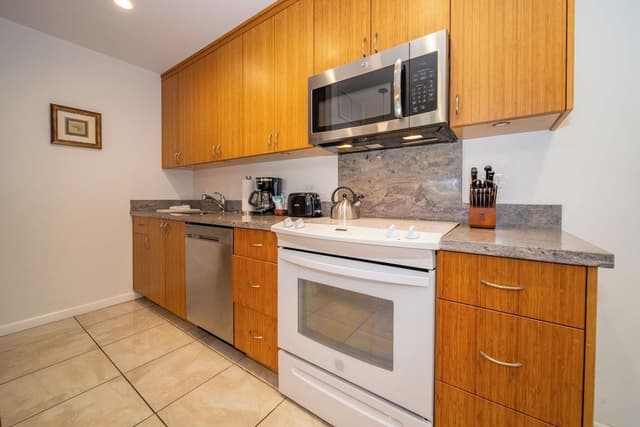 Condo, 1 Bedroom, Garden View (Unit J204 ,1Bath)