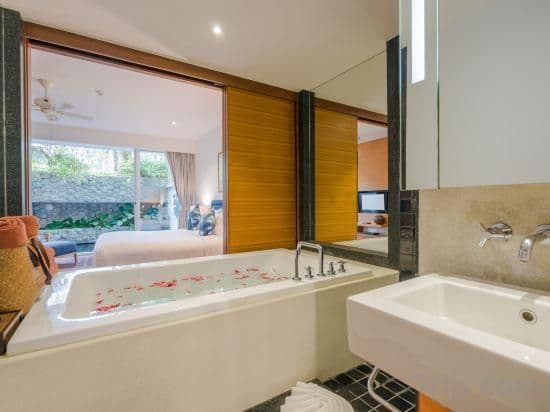 Four Bedroom Pool Residence