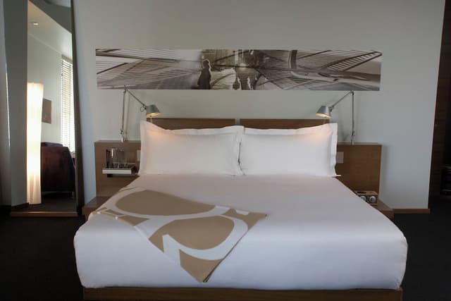 Signature Room, 1 King Bed