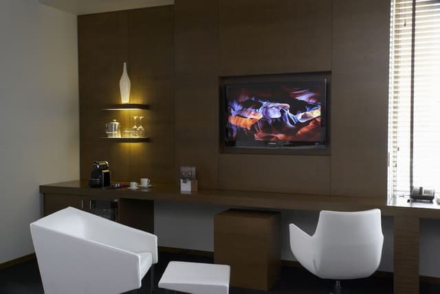 Prestige Room