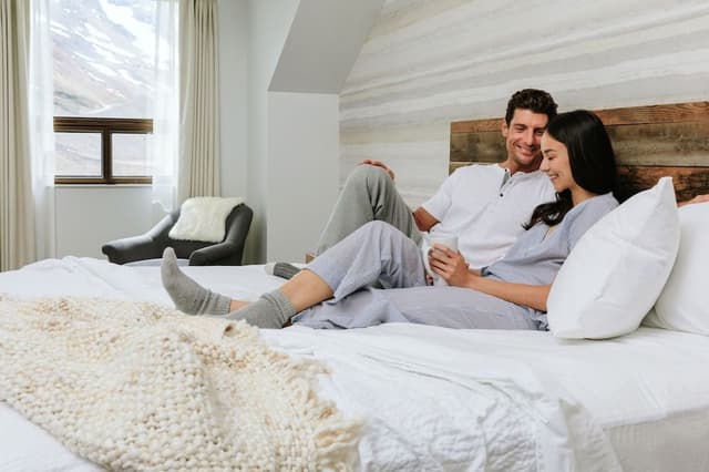 Premium Single Room, 1 King Bed, Valley View